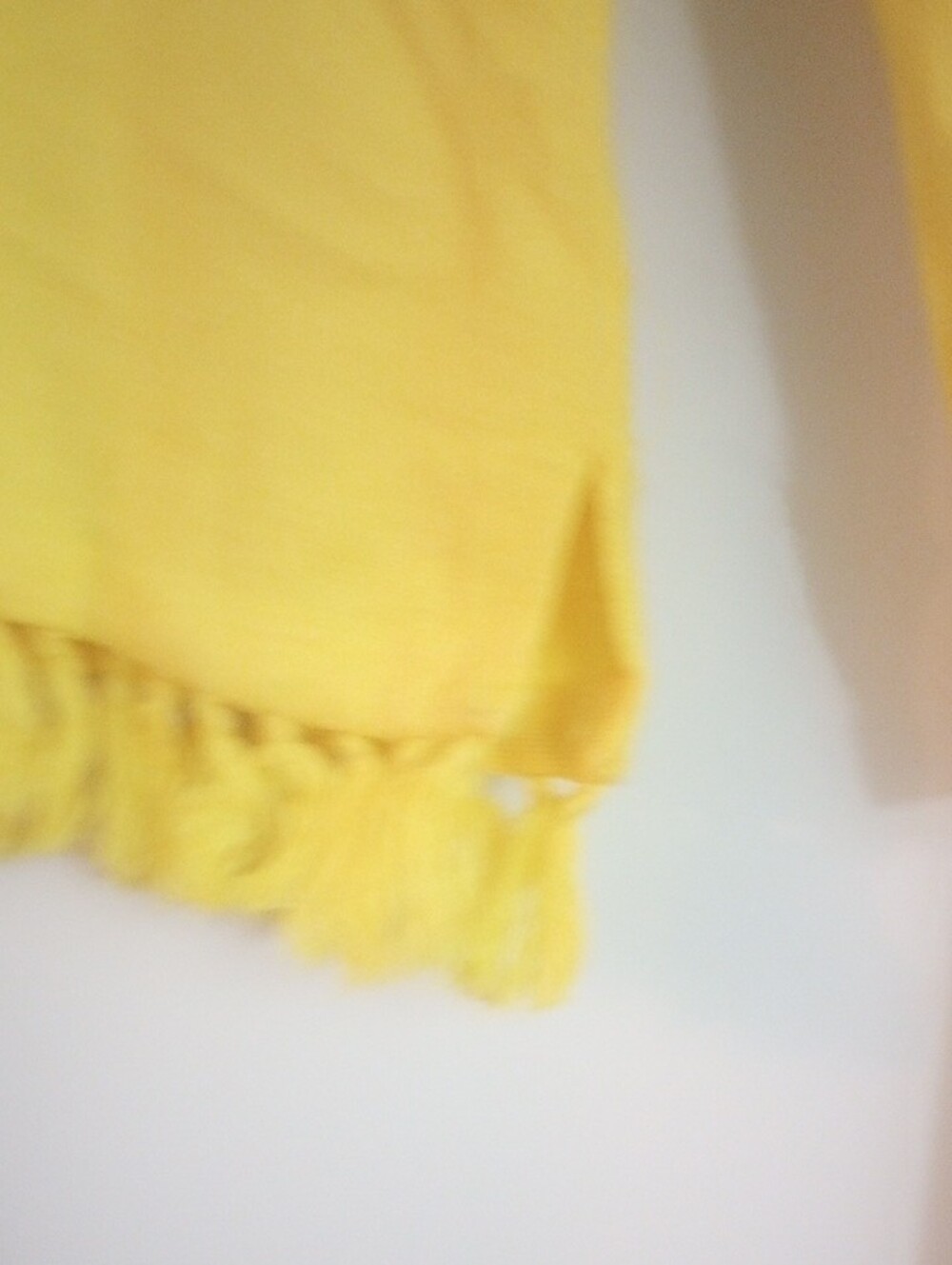 Talbots Cashmere Blend Bright Yellow Fringe Hem Sweater Size S - Picture 6 of 7
